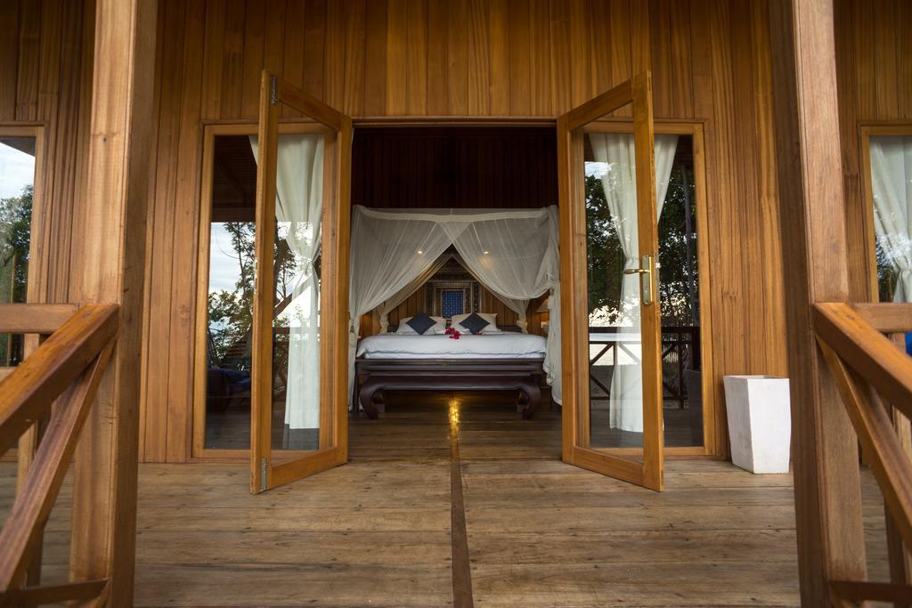 Siladen Resort & Spa บูนาแกน ภายนอก รูปภาพ