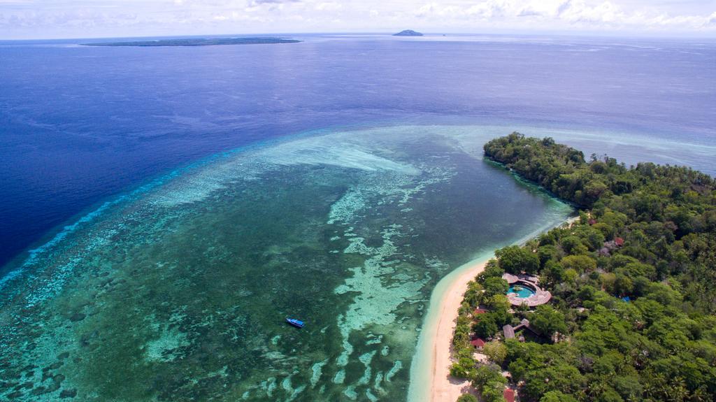 Siladen Resort & Spa บูนาแกน ภายนอก รูปภาพ