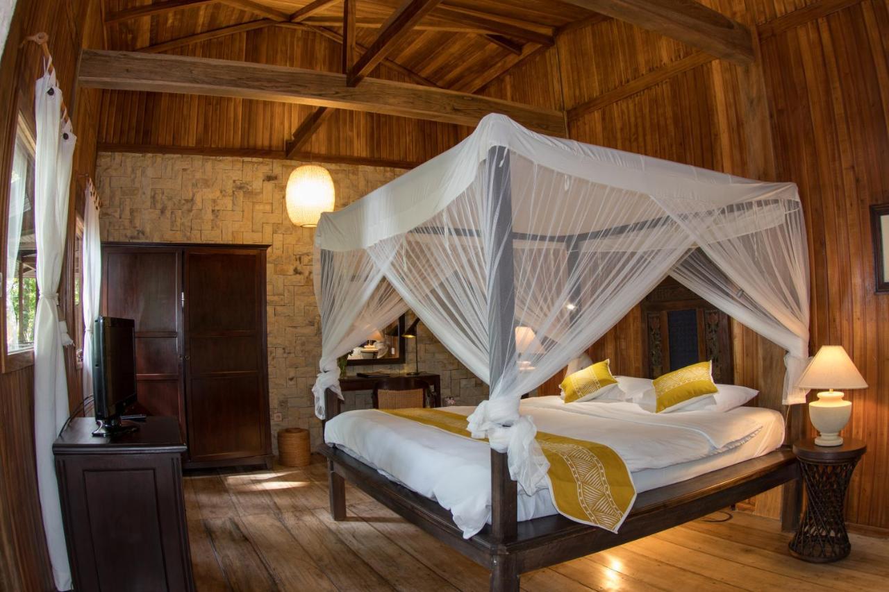 Siladen Resort & Spa บูนาแกน ภายนอก รูปภาพ